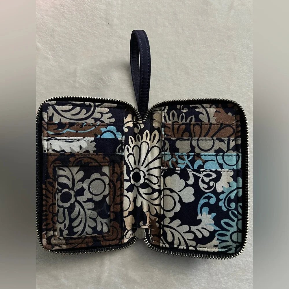 Vera Bradley Quilted Navy Blue Wristlet, NWOT